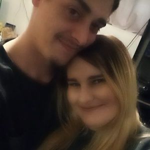 Meet your Posher, Becka